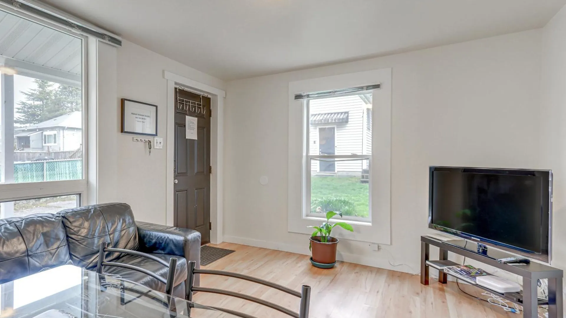 1 Mi To Light Rail Cozy And Convenient Seattle Home Holiday home